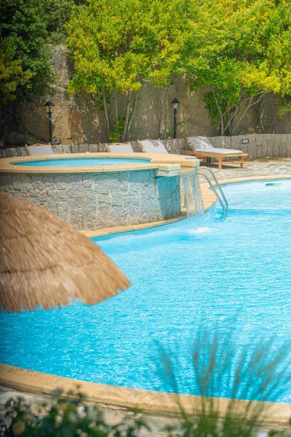 Paghe Eco Luxury Experience Hotel Budduso Exterior photo